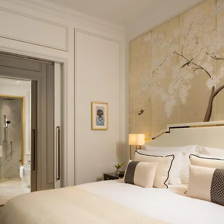 Corinthia Grand Du Boulevard