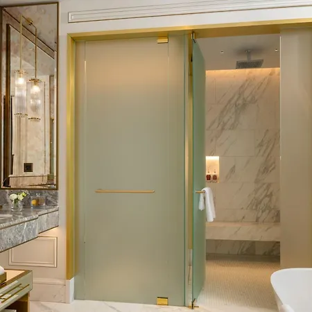 Hotel Corinthia Grand Du Boulevard
