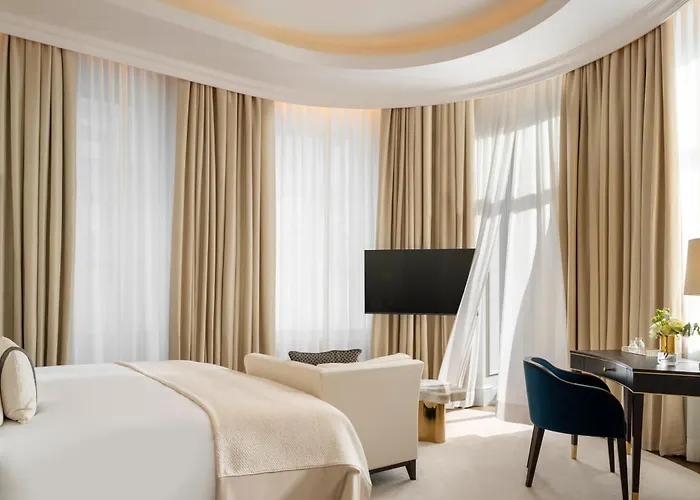 Ξενοδοχείο Corinthia Grand Du Boulevard 5*