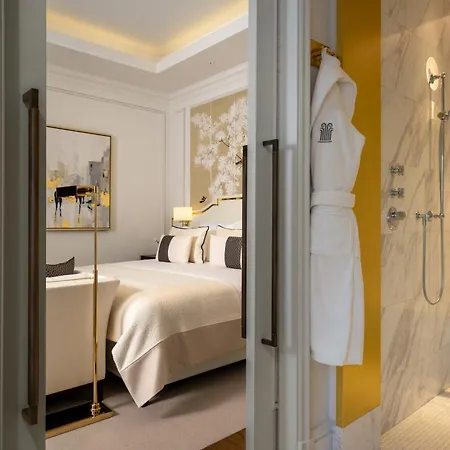 Hotel Corinthia Grand Du Boulevard