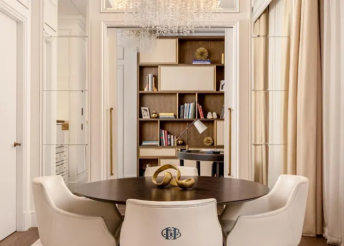 Corinthia Grand Du Boulevard Hotel