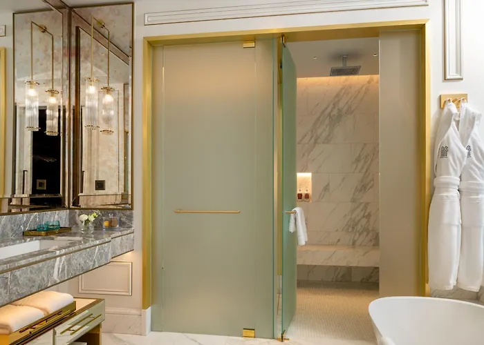 Hotel Corinthia Grand Du Boulevard