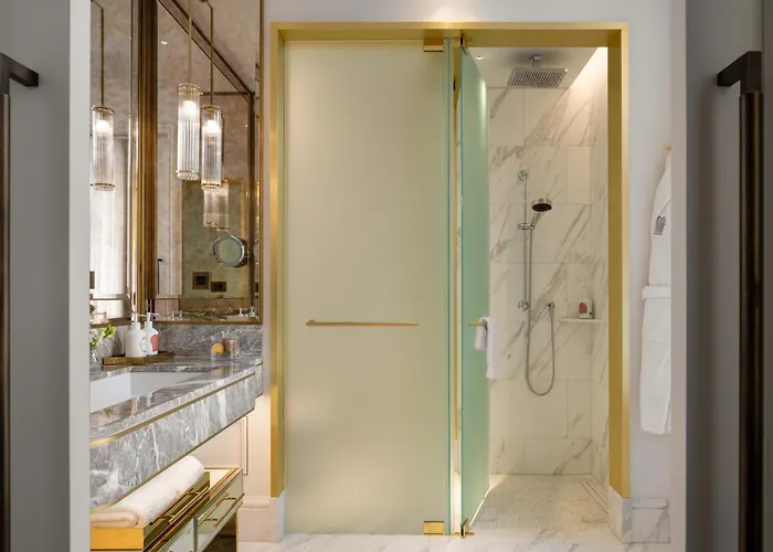 Corinthia Grand Du Boulevard فندق 5*