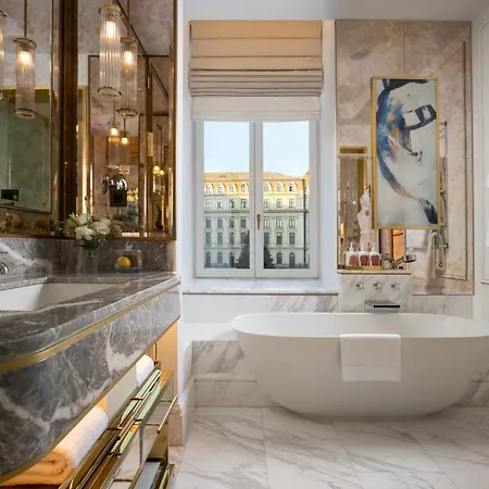 Corinthia Grand Du Boulevard 5*