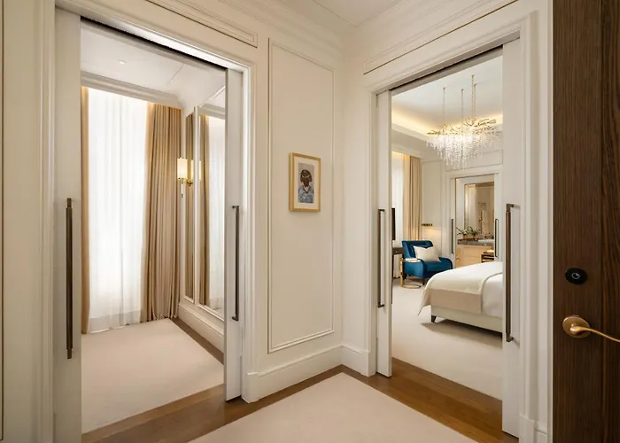 Corinthia Grand Du Boulevard Бухарест