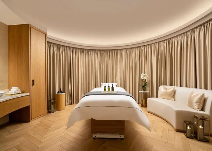 Corinthia Grand Du Boulevard Отель 5*